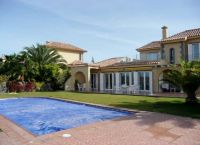 Villa Monte Leon mit Pool