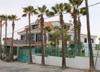 Villa / Investment