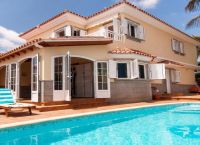 Haus (180 qm) mit Privatpool im Sonnenland.
