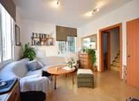 Haus mit 4 SZ & Dachterrasse in San Fernando